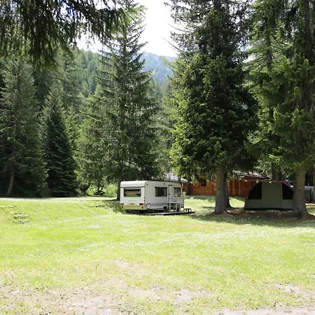 Camping Aiguille Noire Курмайор